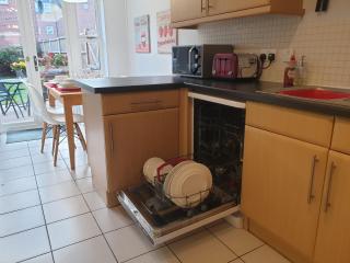 Stunning 4 King Bed House Central Solihull NEC BHX - 1