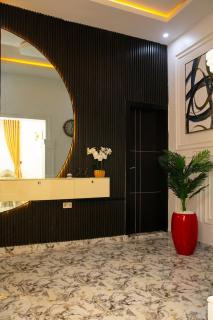 The Peak Residence - 8