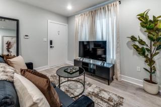 Free Gated Parking | Apartment in Old East Dallas - 6