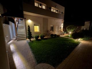 Ravana Sky Apartments - 8