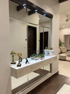 Holiday One Hotel & Suites - 2