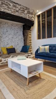 Le charme de Vannes à vos pieds - murs en pierre - 7