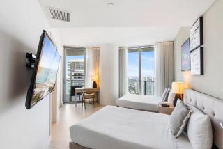 Corner Penthouse Ocean and City View - Hollywood - 1