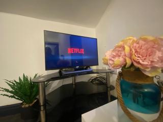 Studio Kitchenette Apartment - PLAB RECOMMENDED - 0