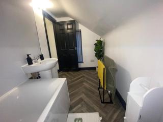 Studio Kitchenette Apartment - PLAB RECOMMENDED - 1