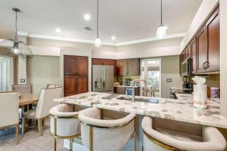 The Riverview Estates Sauna And Heated Pool - 9