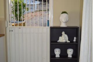 Large room in quiet north facing suburb - 2