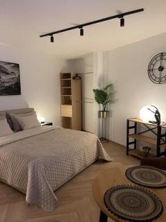 Small perfect place - 0