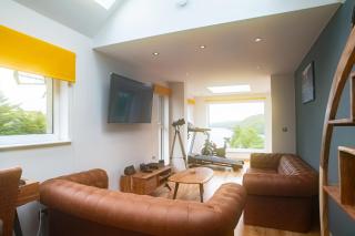 Schoolhouse 1 Cottage by Fairy Pool - 9