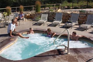 7 Bedroom Retreat near Zion, Bryce, and Grand Canyon - 9