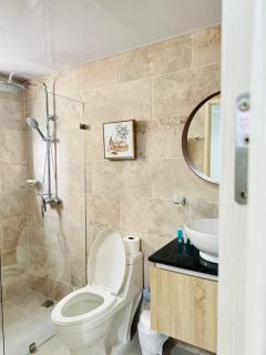 Serena Village Paradise 2BR Apt with Pools and Shuttle - 6