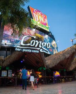 Serena Village Paradise 2BR Apt with Pools and Shuttle - 5