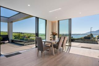 Acacia Bay Views - Taupo - 1