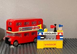 Royal Brick Home - Sleeps 5 to 6 - No ULEZ - Tube Nearby - Free Parking - Lego Themed - 9