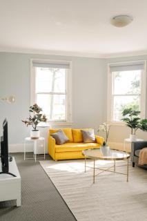 Chic 2BR Terrace w City and Harbour Bridge Views - 7