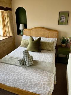 The Carriage House - 6