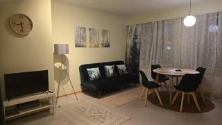 Lakeland Apartments - 4