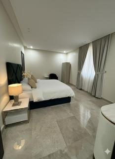 3BR 5Bed luxury apartment - 1