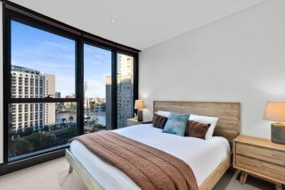 Stylish 1 Bed Apartment in Heart of Brisbane - 6