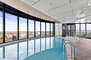 Stylish 1 Bed Apartment in Heart of Brisbane - 4