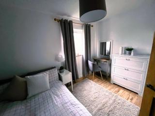 Homely Stay Langley - 3