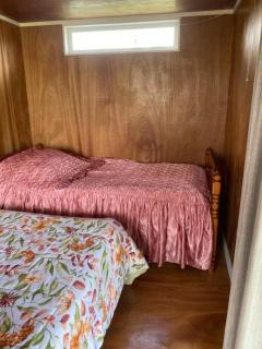 Waitomo Farmstay - Morepork Cabin 7 - 0