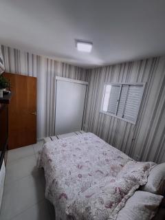 Apto moderno em Praia Grande, 500M da Praia, C ar condicionado em tds ambientes, garagem e sacada privativa - 3