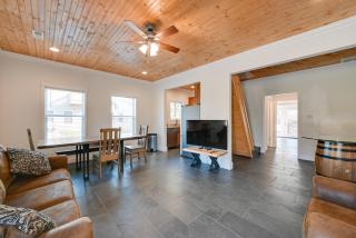 Riverfront Family Escape in Falls of Rough! - 0