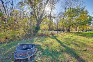 Riverfront Family Escape in Falls of Rough! - 7