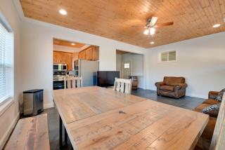 Riverfront Family Escape in Falls of Rough! - 2