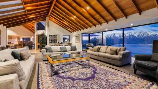 Ibon House - Queenstown - 7