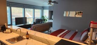 Luxury Private Studio, Quiet, Residential Area - 6