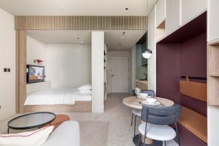 Executive Studio in Business Bay with Working Area, Pool, Gym - 8