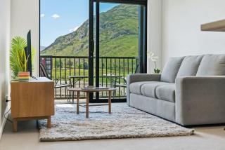 Toru Executive Apartment - 1