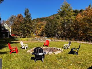 Cozy 1890s farmhouse - 3