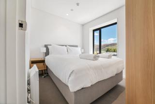 Toru Top Floor Apartment - Brand New & Convenient - 2