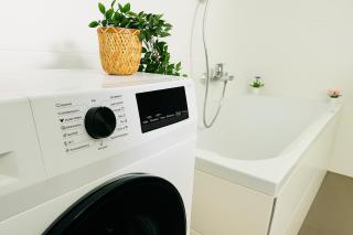 Stylish Apartment with Balcony and Parking - Near Metro - Wenen - 8