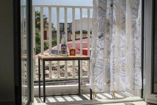 Urban Tropik by KVZ proche de la Place de la Victoire - 1