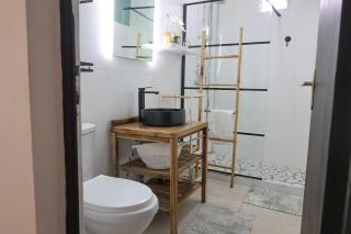 Urban Tropik by KVZ proche de la Place de la Victoire - 8