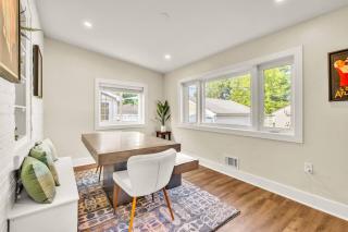 2 BRs & space to spread out, Pets OK, Coffee Bar - 4