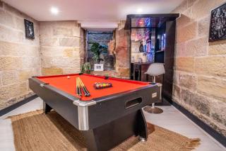 Stone House - Pool Table - Free Parking - 7