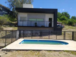 Casa frente al río con pileta - 9