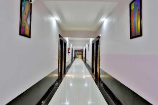 Collection O Infocity Metro Station Gandhinagar Formerly Hotel LLP - 5