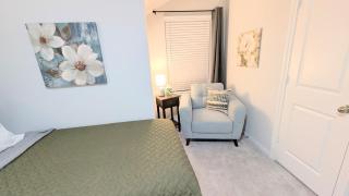 3BR Retreat - Sleeps 8 - Near Rosenberg and Needville - 8