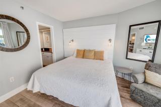 Beautiful Two-Bedroom Resort with Amazing Views! - 1