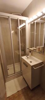 Piso muy soleado y céntrico 1D - 0