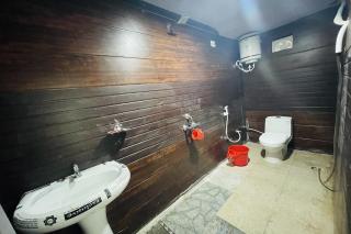 Hotel O 7 Seas - Jabalpur - 9