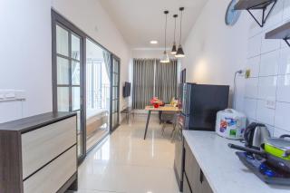 Sunrise City & City View - 2