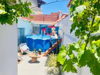 Casa céntrica con patio, piscina privada y 6 habitaciones - 7