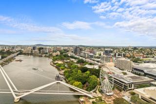 Stylish 2BR South Bank Stay by Housemark Escapes - 3